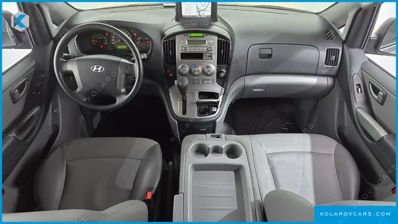 HYUNDAI STAREX 12-SEATER LPI WAGON