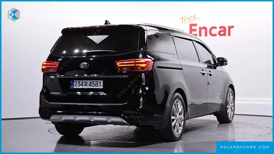 KIA CARNIVAL 9-SEATER PRSTIGE