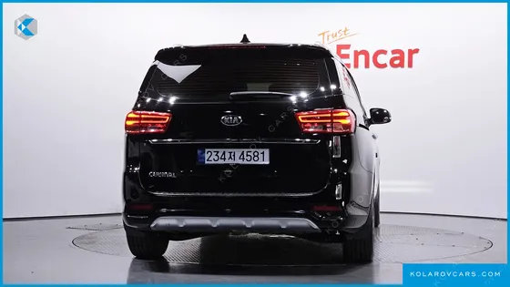KIA CARNIVAL 9-SEATER PRSTIGE