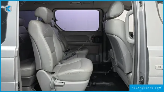 HYUNDAI STAREX 12-SEATER WAGON