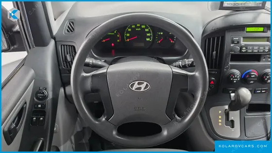 HYUNDAI STAREX 12-SEATER WAGON