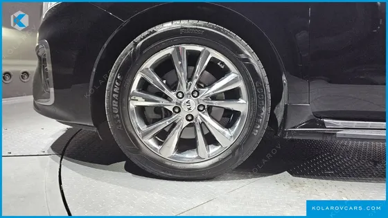 KIA CARNIVAL 9-SEATER PRSTIGE