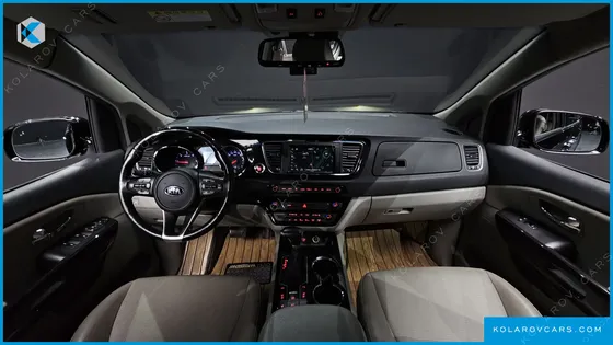 KIA CARNIVAL 9-SEATER PRSTIGE