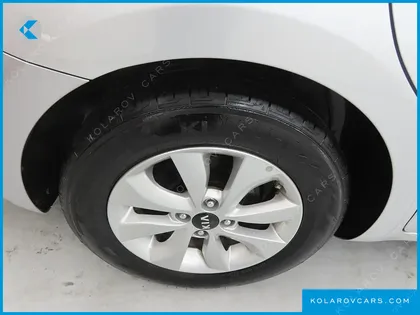 KIA PRIDE 4DR 1.6 GDI