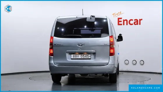 HYUNDAI STAREX 3-SEATER VAN