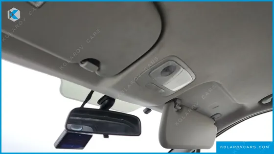 HYUNDAI STAREX 3-SEATER VAN