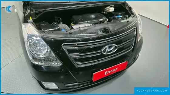 HYUNDAI STAREX 12-SEATER WAGON