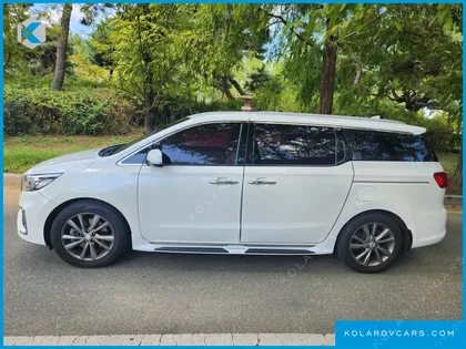 KIA CARNIVAL 9-SEATER NOBLESSE SPECIAL