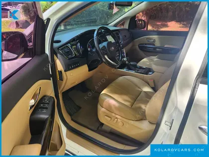 KIA CARNIVAL 9-SEATER NOBLESSE SPECIAL