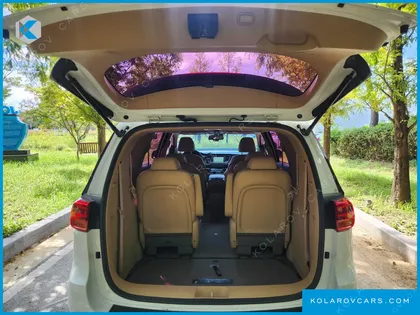 KIA CARNIVAL 9-SEATER NOBLESSE SPECIAL