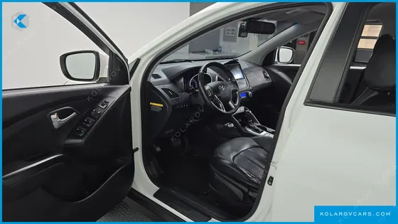 HYUNDAI TUCSON DIESEL(E-VGT) 4WD