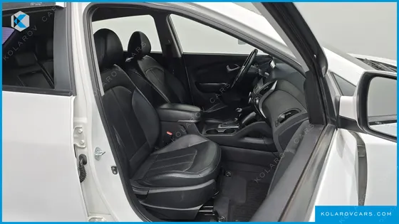 HYUNDAI TUCSON DIESEL(E-VGT) 4WD
