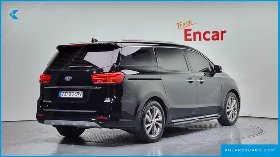 KIA CARNIVAL 9-SEATER PRSTIGE