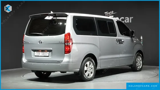 HYUNDAI STAREX 4WD 11-SEATER WAGON