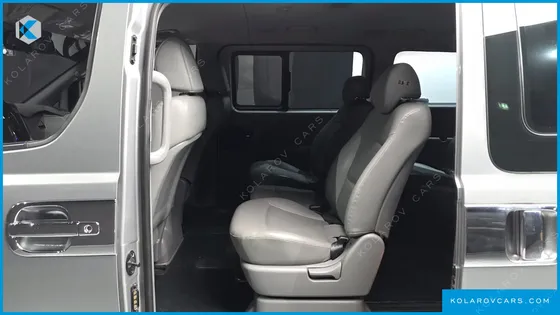 HYUNDAI STAREX 4WD 11-SEATER WAGON