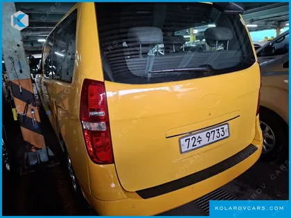 HYUNDAI STAREX 12-SEATER WAGON