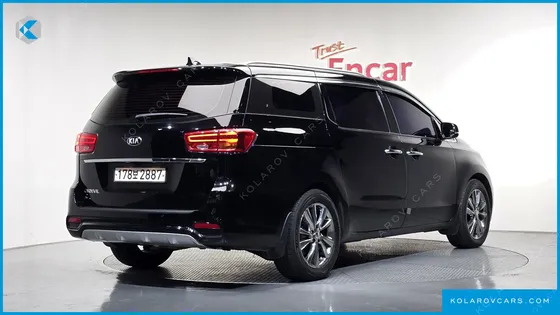 KIA CARNIVAL 9-SEATER PRSTIGE