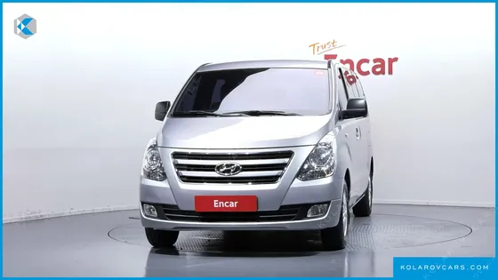HYUNDAI STAREX 12-SEATER WAGON