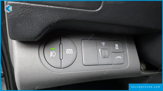 HYUNDAI STAREX 12-SEATER WAGON