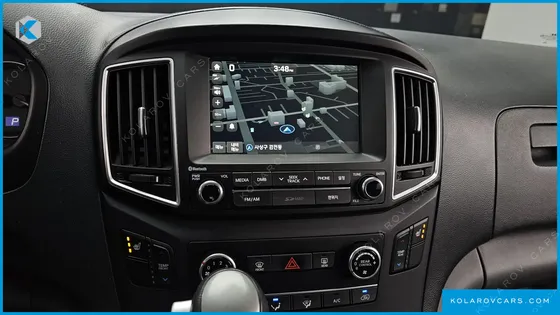 HYUNDAI STAREX 11-SEATER WAGON