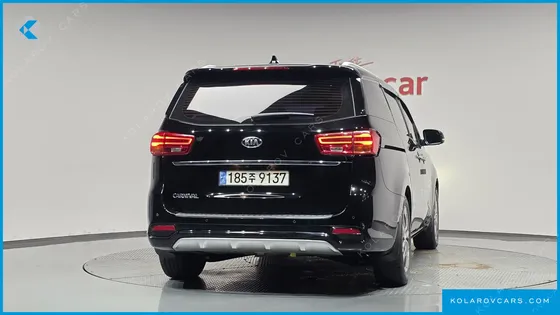 KIA CARNIVAL 9-SEATER NOBLESSE SPECIAL