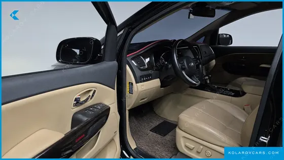 KIA CARNIVAL 9-SEATER NOBLESSE SPECIAL