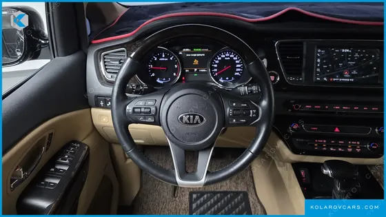 KIA CARNIVAL 9-SEATER NOBLESSE SPECIAL