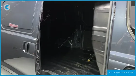 HYUNDAI STAREX 3-SEATER VAN