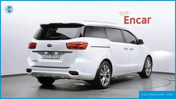 KIA CARNIVAL 9-SEATER NOBLESSE SPECIAL