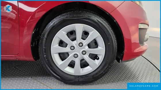 KIA PRIDE 4DR 1.4 MPI