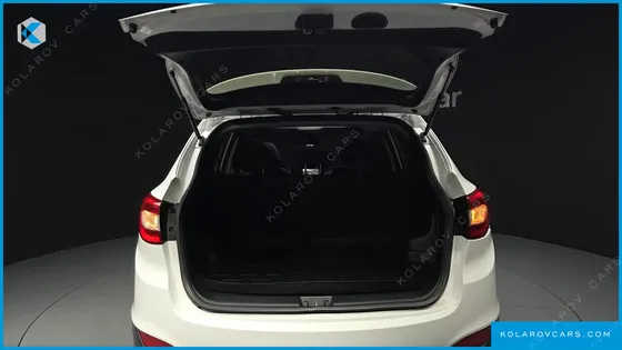 HYUNDAI TUCSON DIESEL(E-VGT) 2WD