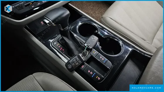 KIA CARNIVAL 9-SEATER PRSTIGE