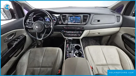 KIA CARNIVAL 7-SEATER LIMOUSINE