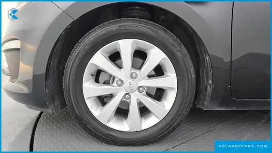 KIA PRIDE 4DR 1.6 GDI