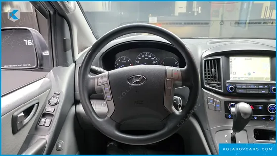HYUNDAI STAREX 11-SEATER WAGON
