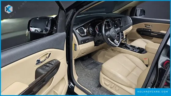 KIA CARNIVAL 9-SEATER NOBLESSE SPECIAL