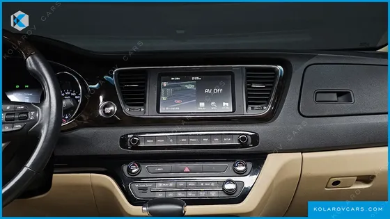 KIA CARNIVAL 9-SEATER NOBLESSE SPECIAL