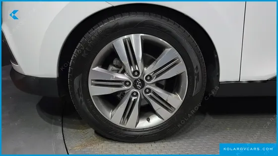 HYUNDAI TUCSON DIESEL(E-VGT) 2WD
