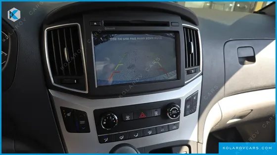 HYUNDAI STAREX 11-SEATER WAGON