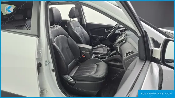HYUNDAI TUCSON DIESEL(E-VGT) 2WD