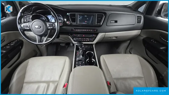 KIA CARNIVAL 9-SEATER PRSTIGE