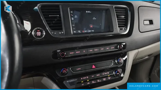 KIA CARNIVAL 9-SEATER PRSTIGE