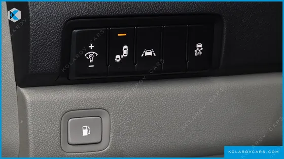 KIA CARNIVAL 9-SEATER PRSTIGE