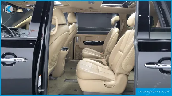 KIA CARNIVAL 9-SEATER NOBLESSE SPECIAL