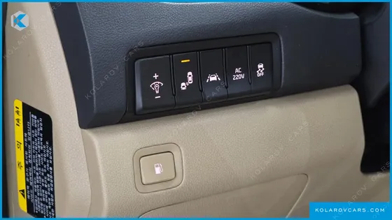 KIA CARNIVAL 9-SEATER NOBLESSE SPECIAL