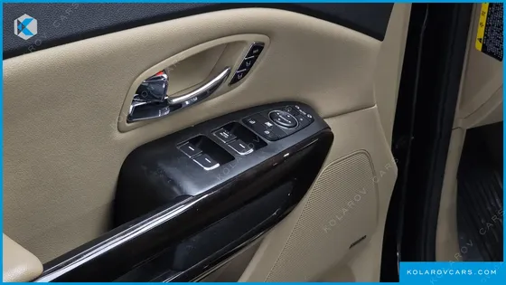 KIA CARNIVAL 9-SEATER NOBLESSE SPECIAL