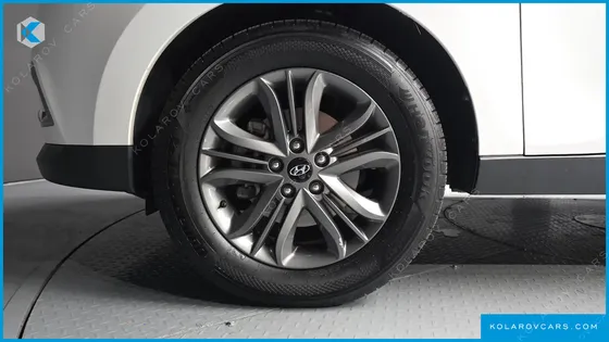 HYUNDAI TUCSON DIESEL(E-VGT) 2WD