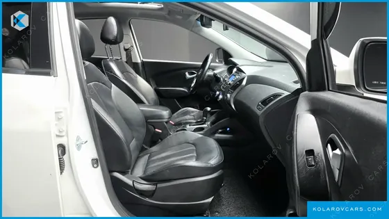 HYUNDAI TUCSON DIESEL(E-VGT) 2WD
