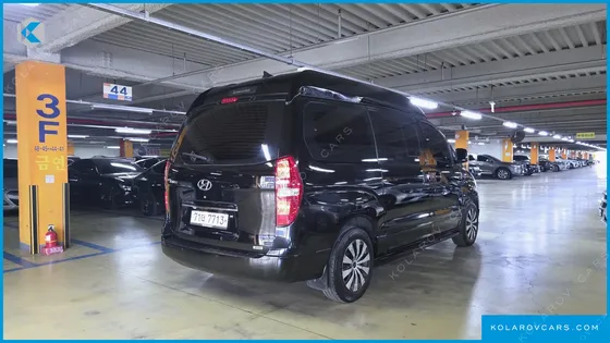 HYUNDAI STAREX 4WD LIMOUSINE