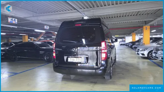 HYUNDAI STAREX 4WD LIMOUSINE